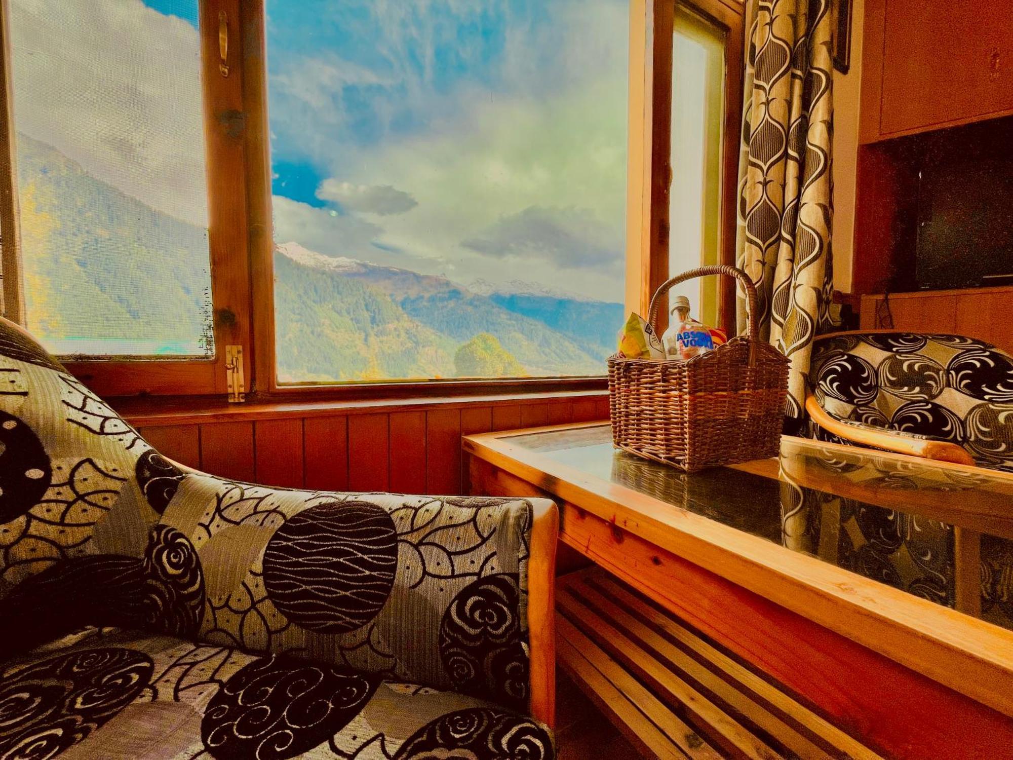 Woods Villa Cottage, Manali Экстерьер фото