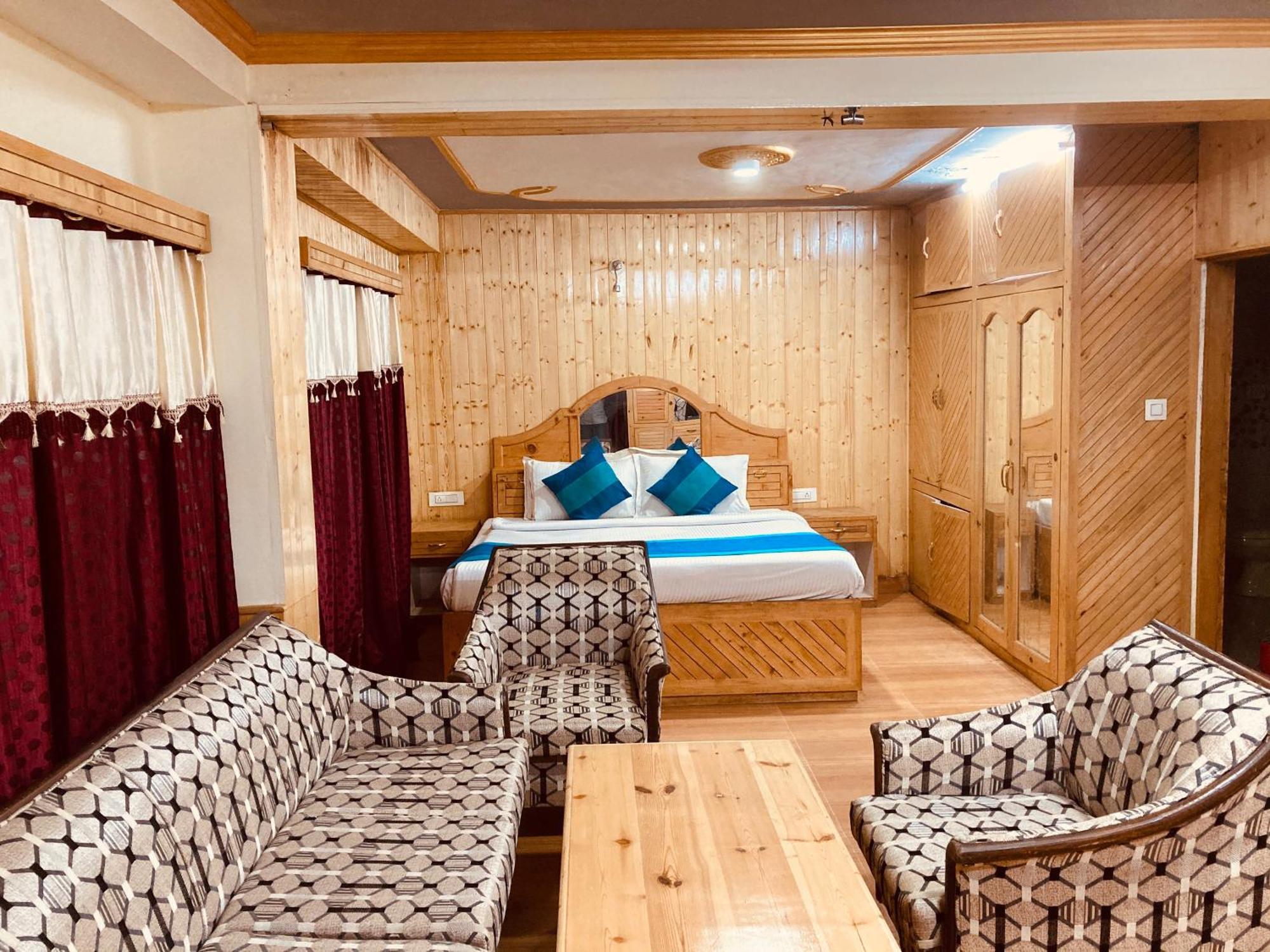 Woods Villa Cottage, Manali Экстерьер фото