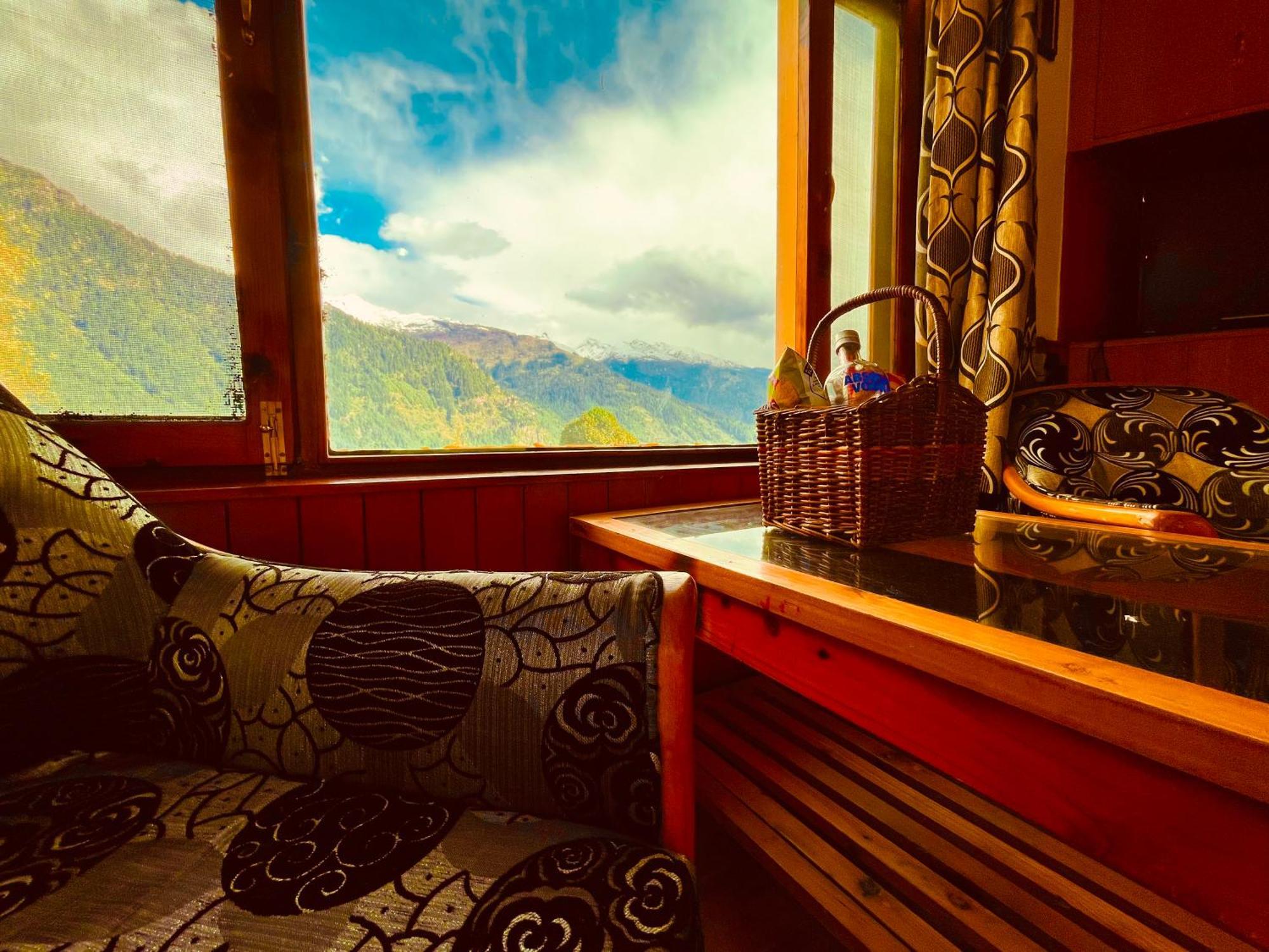 Woods Villa Cottage, Manali Экстерьер фото