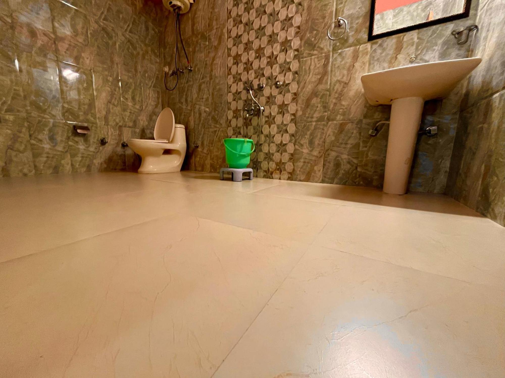 Woods Villa Cottage, Manali Экстерьер фото