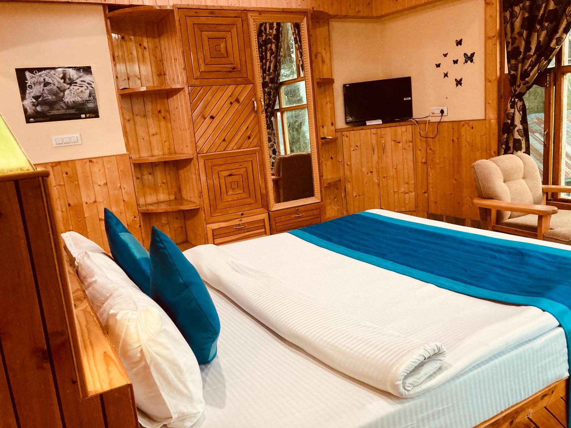Woods Villa Cottage, Manali Экстерьер фото