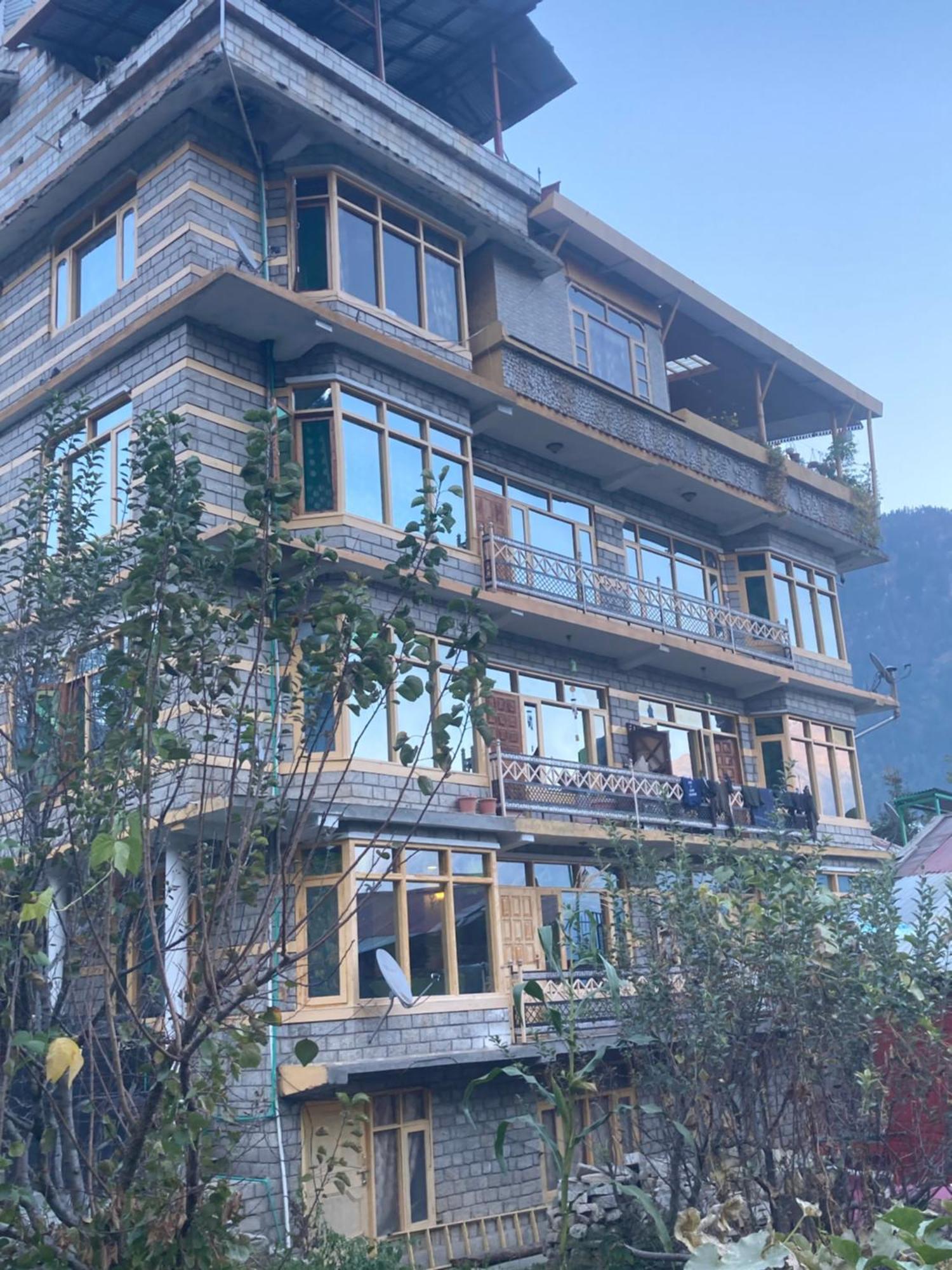 Woods Villa Cottage, Manali Экстерьер фото